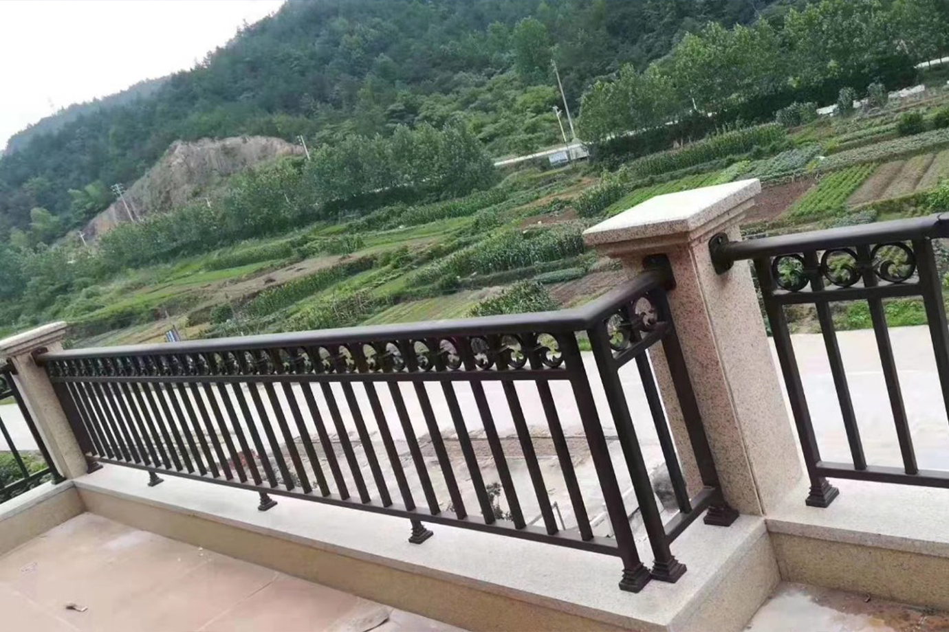 铝艺阳台栏杆