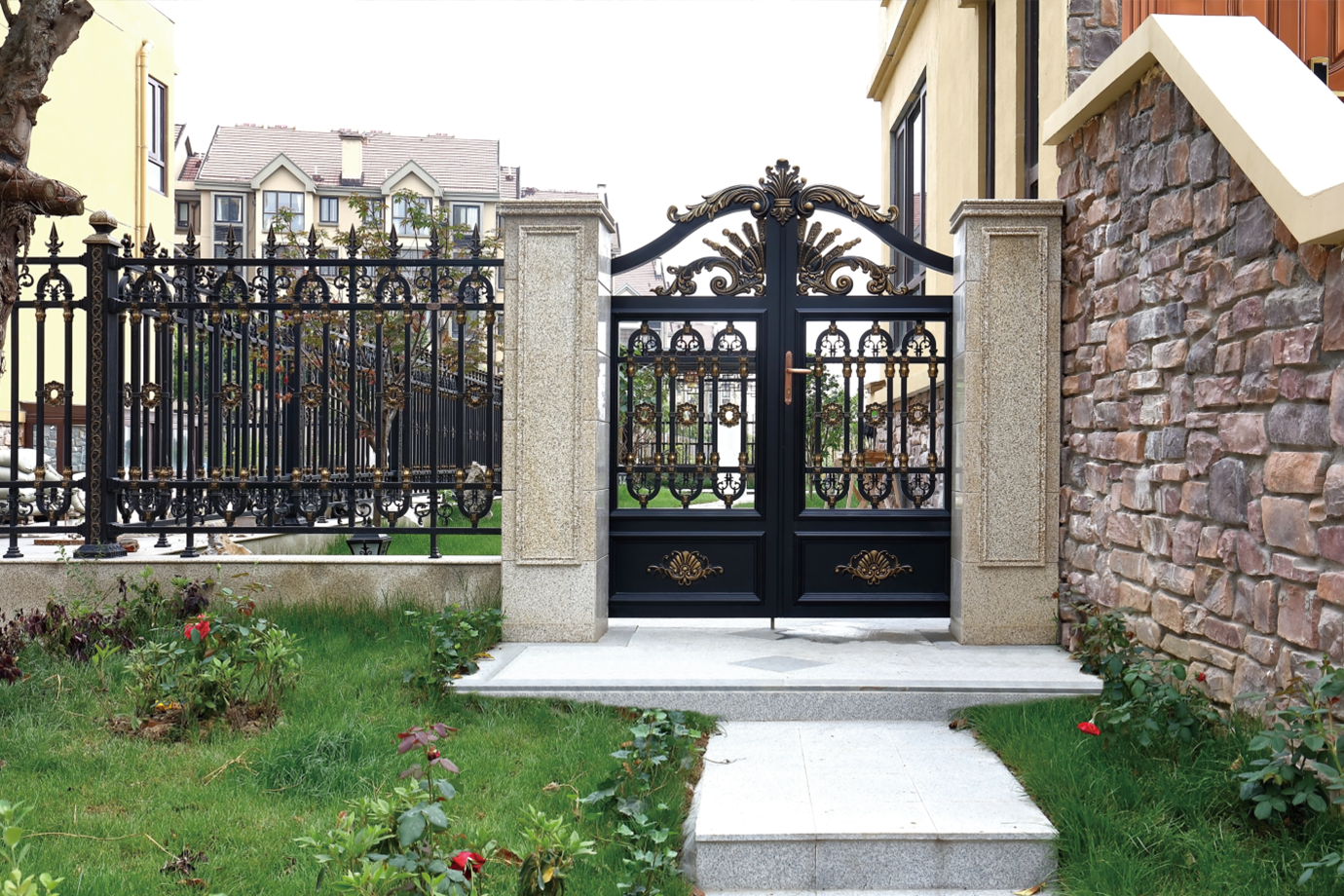 Villa aluminum art door