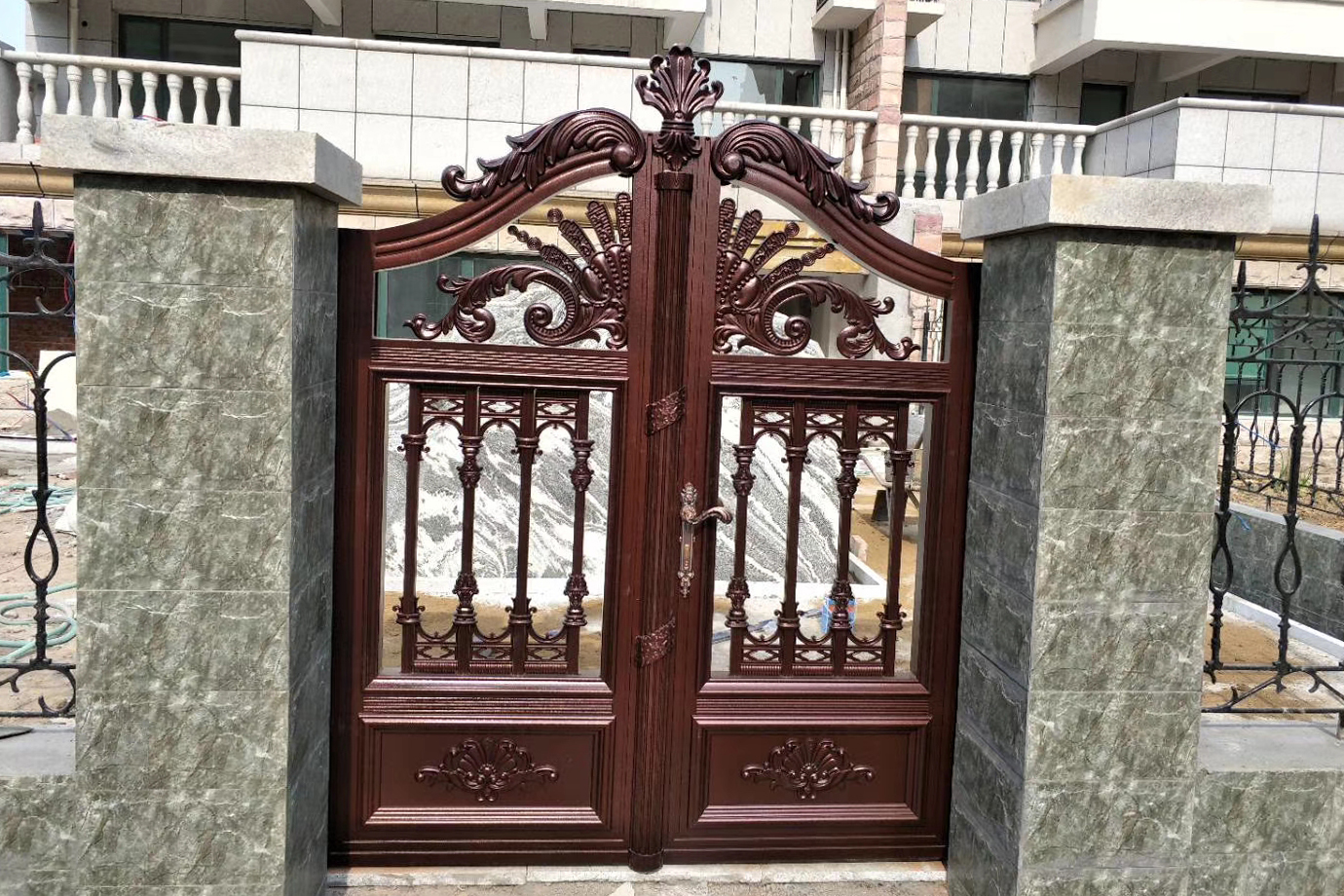 铝艺大门